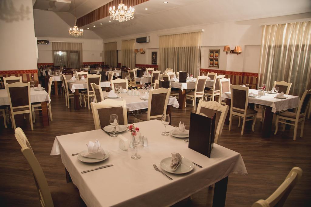 Baku Inn Hotel 外观 照片