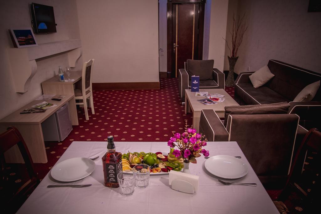 Baku Inn Hotel 外观 照片